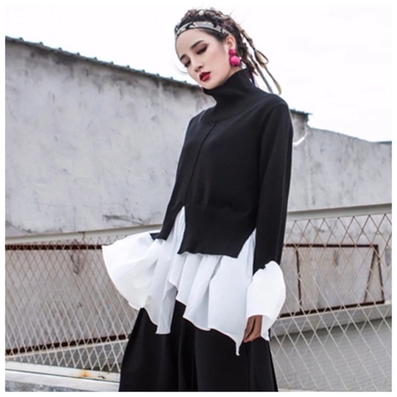 🎁 Black & White Asymmetrical Tail Sweater Top - Picture 5 of 6